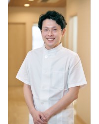 HANA Intelligence歯科・矯正歯科ドクター画像