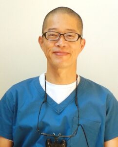 川原けんこう歯科の歯科医師