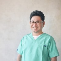 村林学 医師