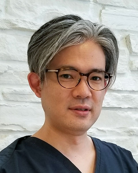 西川医師画像