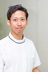 氏井庸介 医師