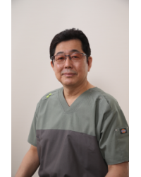 板野賢 医師